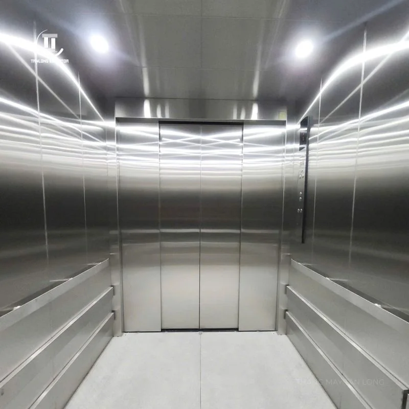 Cabin thang máy tải hàng 3000 kg tại nhà máy dệt ở Hưng Yên